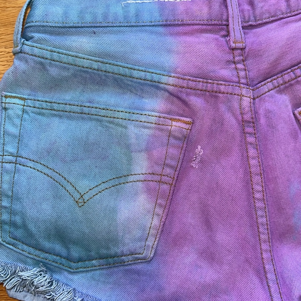 LF Vintage Tye Dye Distressed Denim Shorts - Picture 3 of 10